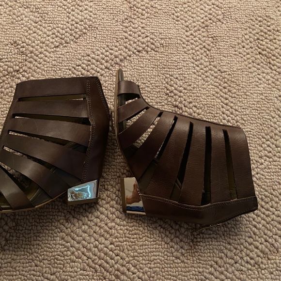 BCBG Brown wedge bootie - Picture 3 of 5